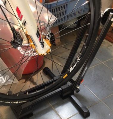 52cm*46cm*42cm পোর্টেবল ভাঁজযোগ্য সাইকেল র্যাক সাইকেল পার্কিং র্যাক সাইকেল স্টোরেজ স্ট্যান্ড