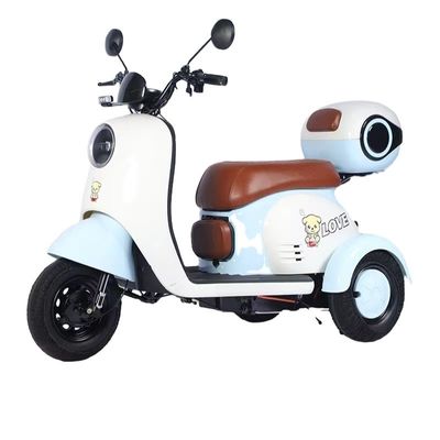 প্রাপ্তবয়স্কদের জন্য 600W মোটর পাওয়ার 3-চাকা স্কুটার রিয়ার হাব মোটর অবস্থান ইন্টিগ্রেটেড ব্যাটারি