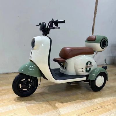 প্রাপ্তবয়স্কদের জন্য 600W মোটর পাওয়ার 3-চাকা স্কুটার রিয়ার হাব মোটর অবস্থান ইন্টিগ্রেটেড ব্যাটারি